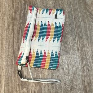 Roxy Multicolored Wristlet
